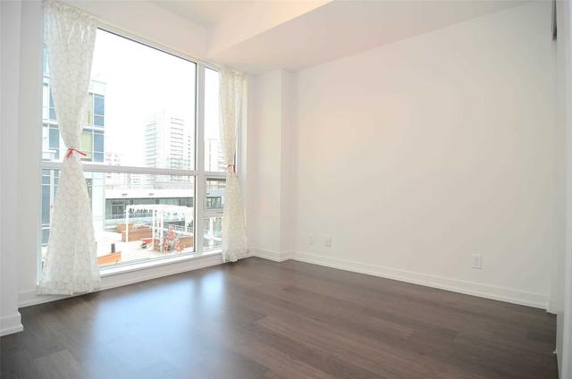 509 - 89 Dunfield Ave, Condo with 1 bedrooms, 1 bathrooms and 0 parking in Toronto ON | Image 2