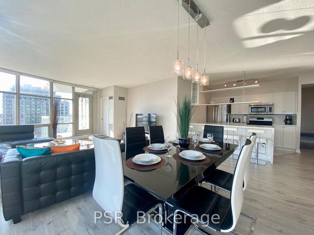 1009 - 35 Mariner Terr, Condo with 2 bedrooms, 2 bathrooms and 1 parking in Toronto ON | Image 2