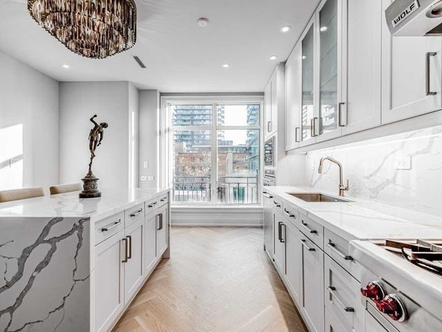4a - 1 St Thomas St, Condo with 2 bedrooms, 3 bathrooms and 2 parking in Toronto ON | Image 30