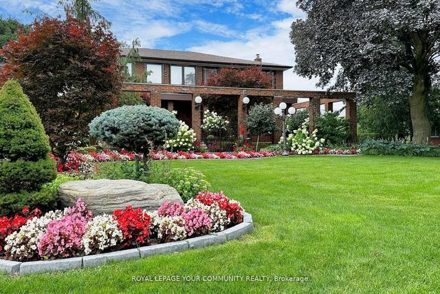 79 Rockview Gdns, House detached with 4 bedrooms, 4 bathrooms and 8 parking in Vaughan ON | Image 12