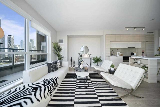 2007 - 88 Scott St, Condo with 1 bedrooms, 1 bathrooms and 1 parking in Toronto ON | Image 3