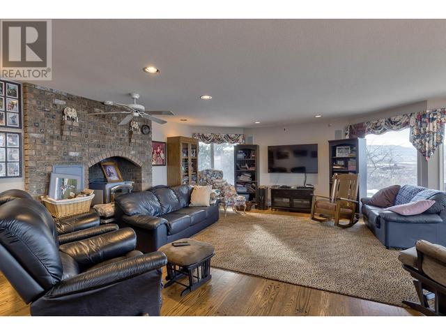 1135 Graf Road, House detached with 4 bedrooms, 4 bathrooms and 18 parking in Kelowna BC | Image 31