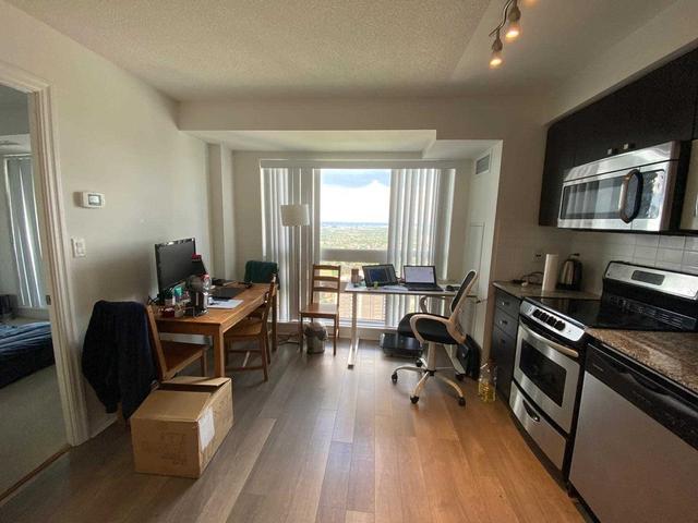3707 - 2015 Sheppard Ave, Condo with 1 bedrooms, 1 bathrooms and 1 parking in Toronto ON | Image 4