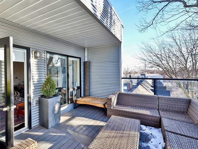 37 Verral Ave, Townhouse with 3 bedrooms, 3 bathrooms and 1 parking in Toronto ON | Image 18