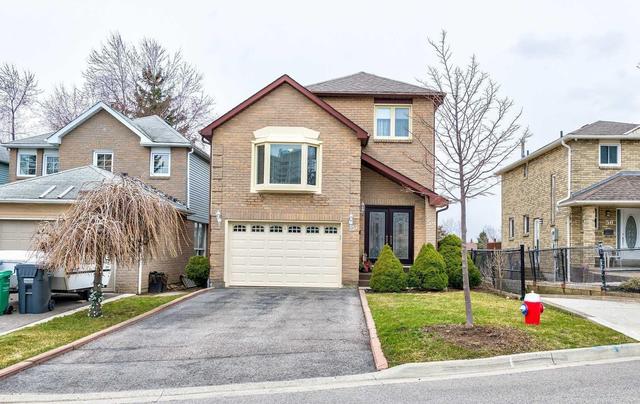 52 Roehampton Cres, House detached with 3 bedrooms, 4 bathrooms and 5 parking in Brampton ON | Image 1
