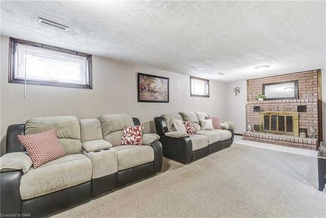 102 Juniper Dr, House detached with 3 bedrooms, 2 bathrooms and 3 parking in Hamilton ON | Image 18