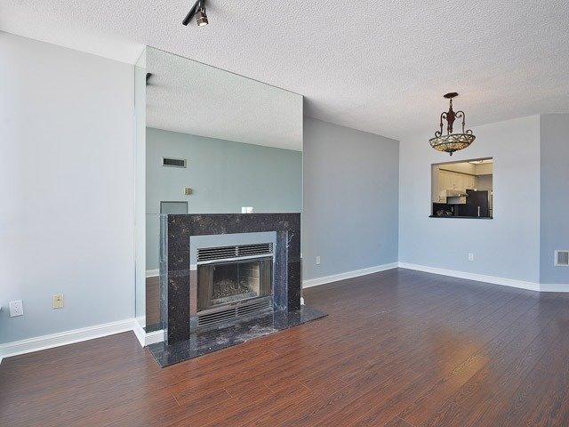 2303 - 24 Hanover Rd, Condo with 2 bedrooms, 2 bathrooms and 2 parking in Brampton ON | Image 6