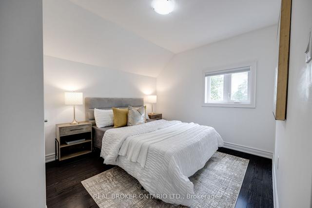 88 North Edgely Ave, House detached with 3 bedrooms, 2 bathrooms and 3 parking in Toronto ON | Image 11