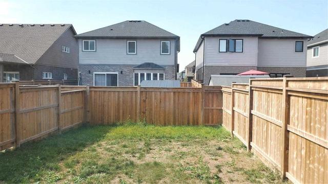 7749 Shaw St, House attached with 3 bedrooms, 3 bathrooms and 6 parking in Niagara Falls ON | Image 8