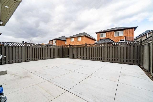 22 Trailridge Dr, House detached with 4 bedrooms, 4 bathrooms and 6 parking in Brampton ON | Image 29