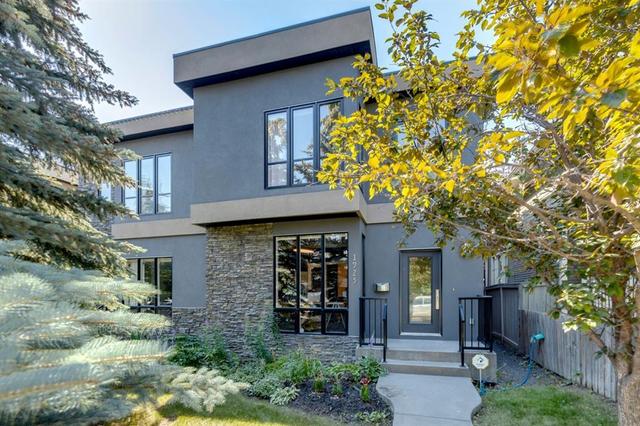 1925 32 Avenue Sw, House semidetached with 4 bedrooms, 3 bathrooms and 2 parking in Calgary AB | Card Image