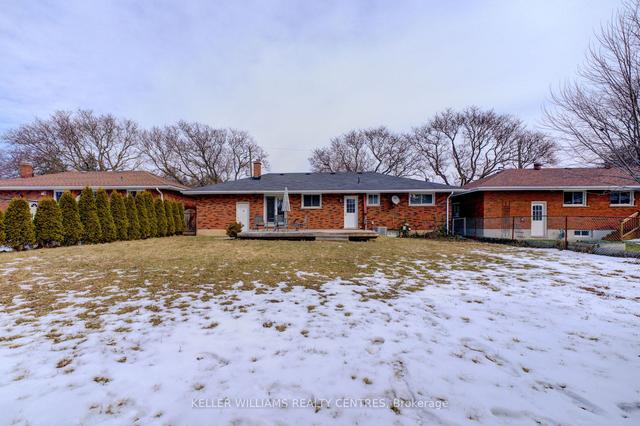 24 Waddington St, House detached with 3 bedrooms, 2 bathrooms and 3 parking in Brantford ON | Image 15
