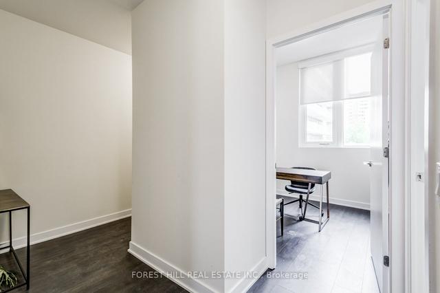 209 - 2221 Yonge St, Condo with 3 bedrooms, 2 bathrooms and 0 parking in Toronto ON | Image 8
