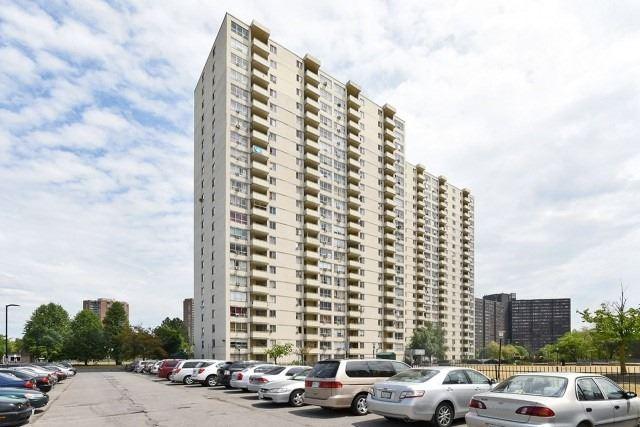 809 - 320 Dixon Rd, Condo with 2 bedrooms, 1 bathrooms and 1 parking in Toronto ON | Image 1