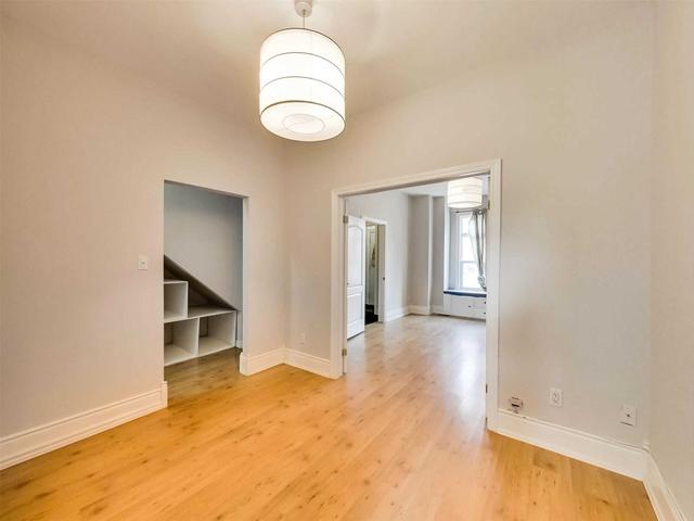594 Indian Grve, House attached with 3 bedrooms, 2 bathrooms and 0 parking in Toronto ON | Image 20