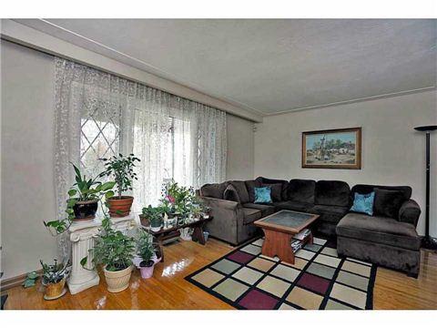 839 Upper Ottawa St, House detached with 3 bedrooms, 2 bathrooms and 4 parking in Hamilton ON | Image 4
