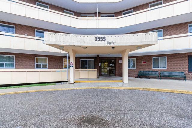 908 - 3555 Derry Rd E, Condo with 2 bedrooms, 1 bathrooms and 1 parking in Mississauga ON | Image 12