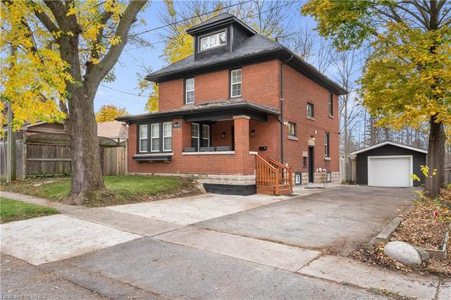 5835 Brookfield Avenue, House detached with 6 bedrooms, 3 bathrooms and 4 parking in Niagara Falls ON | Image 1