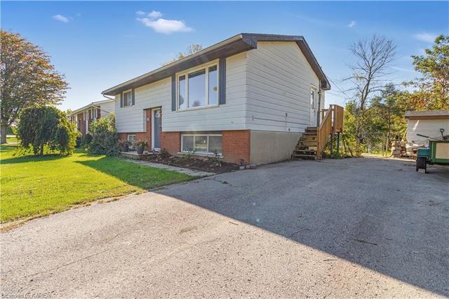 122 Amherst Drive, House detached with 3 bedrooms, 1 bathrooms and 6 parking in Loyalist ON | Image 3