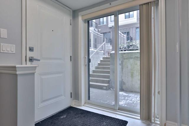 10 - 140 Long Branch Ave N, Townhouse with 1 bedrooms, 1 bathrooms and 1 parking in Toronto ON | Image 3