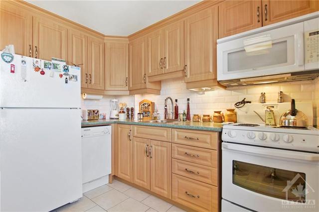 710 - 915 Elmsmere Road, Condo with 2 bedrooms, 1 bathrooms and 1 parking in Ottawa ON | Image 14