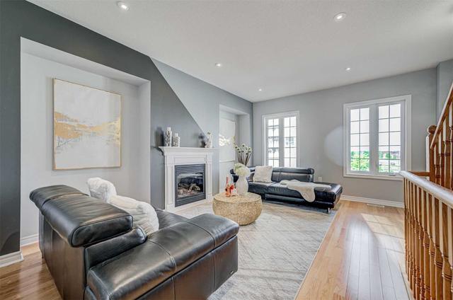 40 Orca Dr, House attached with 3 bedrooms, 3 bathrooms and 2 parking in Markham ON | Image 13