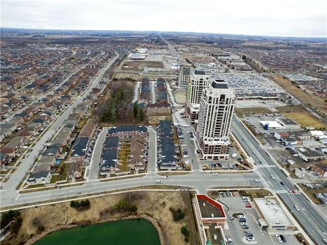 uph2 - 9500 Markham Rd, Condo with 2 bedrooms, 3 bathrooms and 2 parking in Markham ON | Image 3