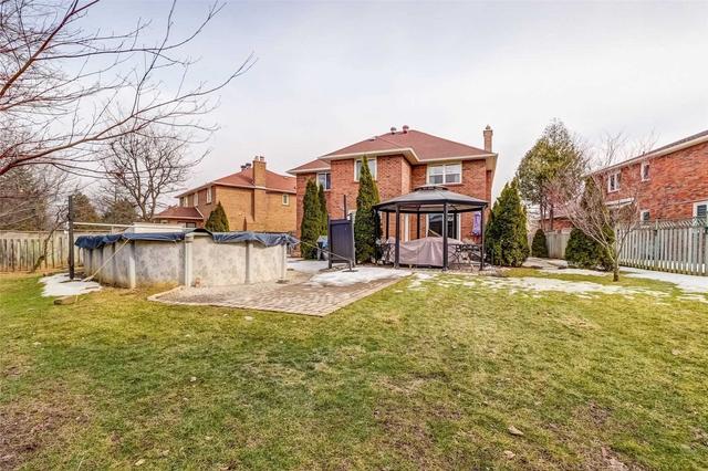 42 Holbrook Crt, House detached with 4 bedrooms, 4 bathrooms and 6 parking in Markham ON | Image 24