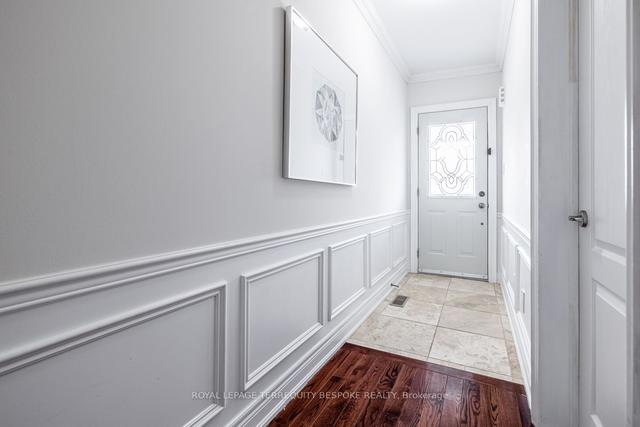 241 Mcroberts Ave, House detached with 2 bedrooms, 2 bathrooms and 1.5 parking in Toronto ON | Image 20