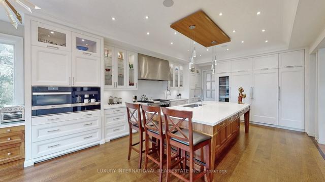 238 St Leonards Ave W, House detached with 4 bedrooms, 5 bathrooms and 7 parking in Toronto ON | Image 11