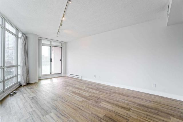 508 - 381 Front St W, Condo with 1 bedrooms, 1 bathrooms and 1 parking in Toronto ON | Image 3