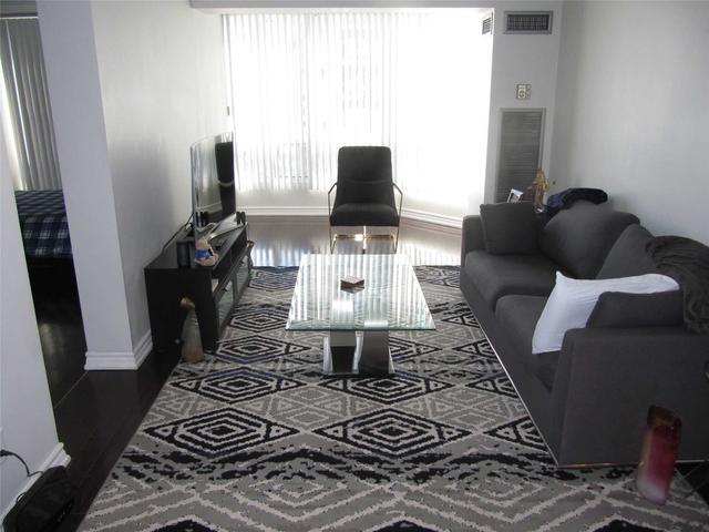 1201 - 155 Hillcrest Ave, Condo with 1 bedrooms, 1 bathrooms and 1 parking in Mississauga ON | Image 11