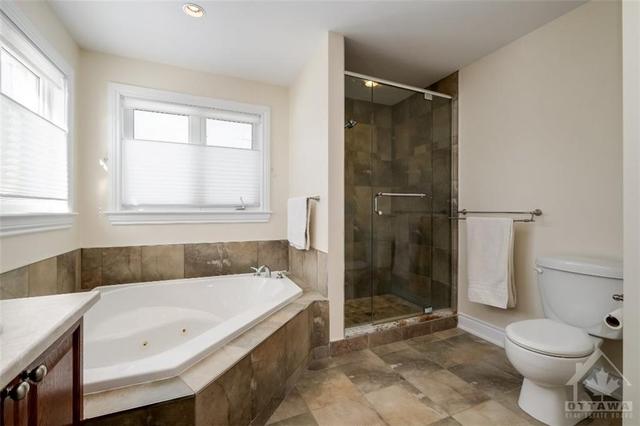 6865 South Village Drive, House detached with 5 bedrooms, 4 bathrooms and 8 parking in Ottawa ON | Image 16