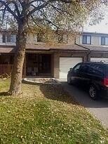 149 Baronwood Crt, Townhouse with 3 bedrooms, 2 bathrooms and 2 parking in Brampton ON | Image 1