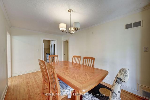 1235 Old River Rd, House detached with 3 bedrooms, 1 bathrooms and 5 parking in Mississauga ON | Image 6