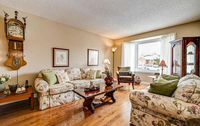 13 Wabbokish Crt, House detached with 2 bedrooms, 2 bathrooms and 4 parking in Clarington ON | Image 27