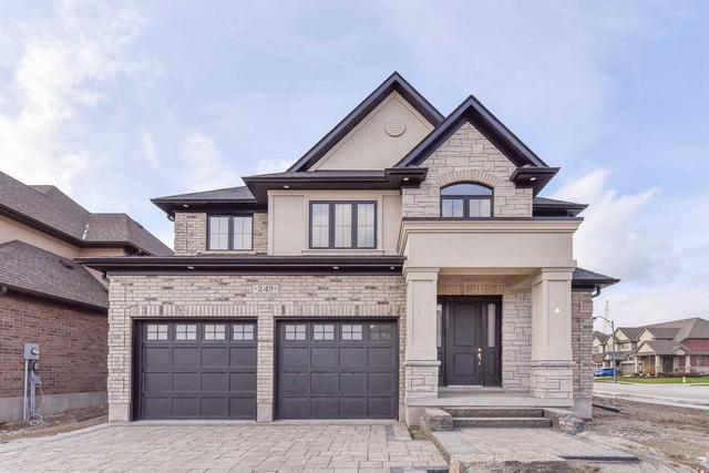249 Chestnut Ridge, House detached with 4 bedrooms, 4 bathrooms and 2 parking in Waterloo ON | Image 1