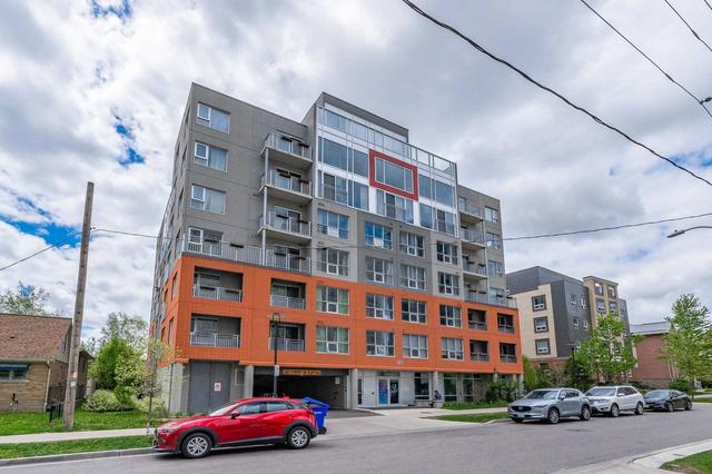 209 - 321 Spruce St, Condo with 1 bedrooms, 1 bathrooms and 0 parking in Waterloo ON | Card Image