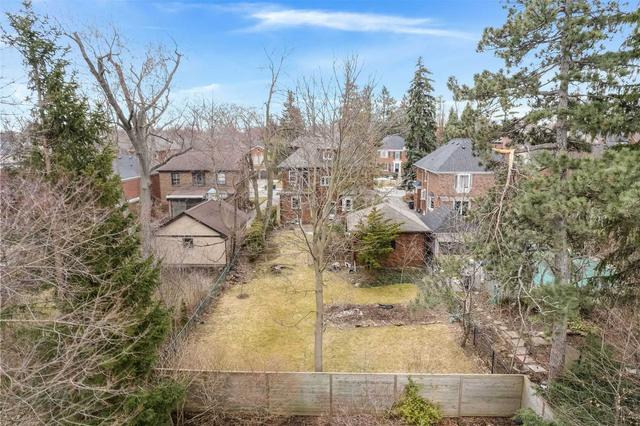388 Glencairn Ave, House detached with 5 bedrooms, 4 bathrooms and 4 parking in Toronto ON | Image 35