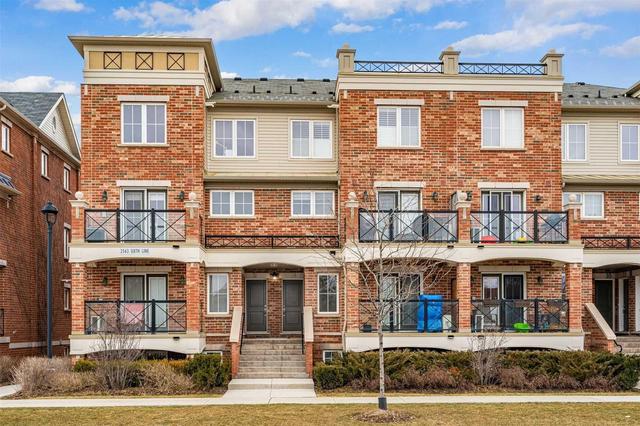 05 - 2563 Sixth Line, Townhouse with 2 bedrooms, 2 bathrooms and 1 parking in Oakville ON | Image 1