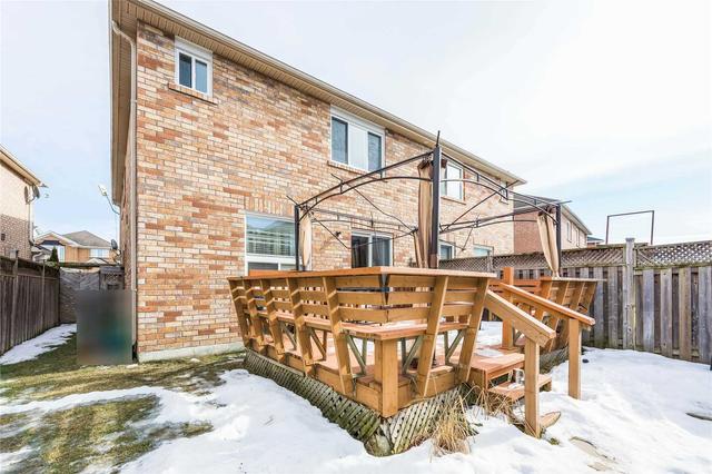 32 Crannyfield Dr, House semidetached with 4 bedrooms, 4 bathrooms and 3 parking in Brampton ON | Image 35