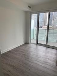820 - 15 Queens Quay E, Condo with 2 bedrooms, 2 bathrooms and 1 parking in Toronto ON | Image 9