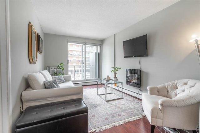 207 - 30 Summit Ave, Condo with 1 bedrooms, 1 bathrooms and 1 parking in Hamilton ON | Image 11