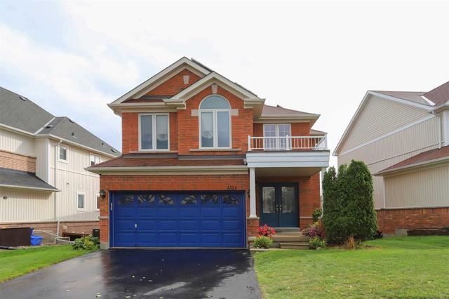 1321 Tall Pine Ave, House detached with 4 bedrooms, 3 bathrooms and 6 parking in Oshawa ON | Image 1