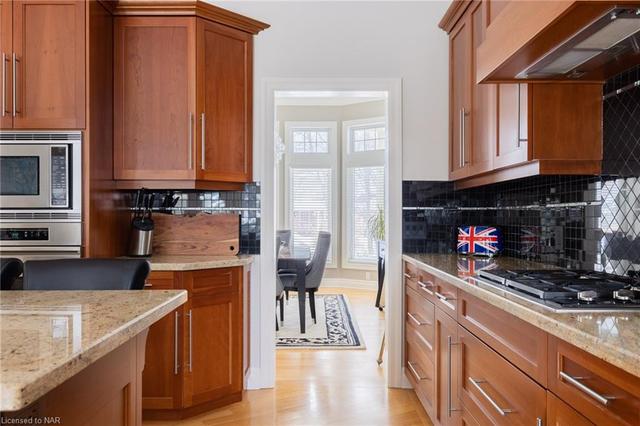 722 King Street, House detached with 5 bedrooms, 5 bathrooms and 8 parking in Niagara on the Lake ON | Image 13
