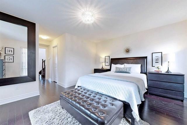 301 South Park Rd, Townhouse with 3 bedrooms, 3 bathrooms and 2 parking in Markham ON | Image 14