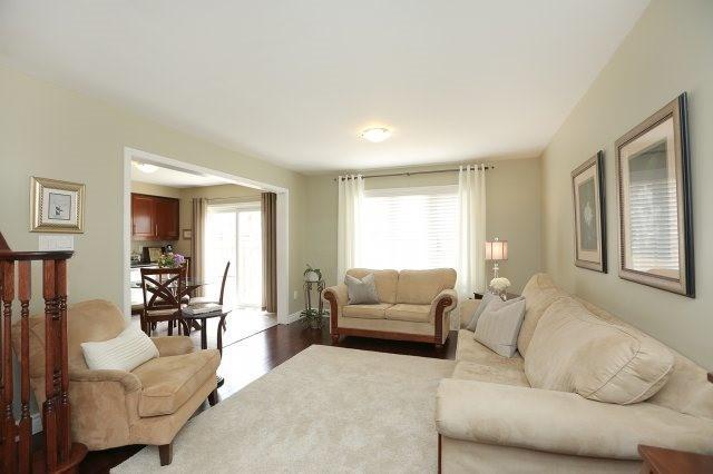 866 Herman Way, House semidetached with 3 bedrooms, 3 bathrooms and 2 parking in Milton ON | Image 4