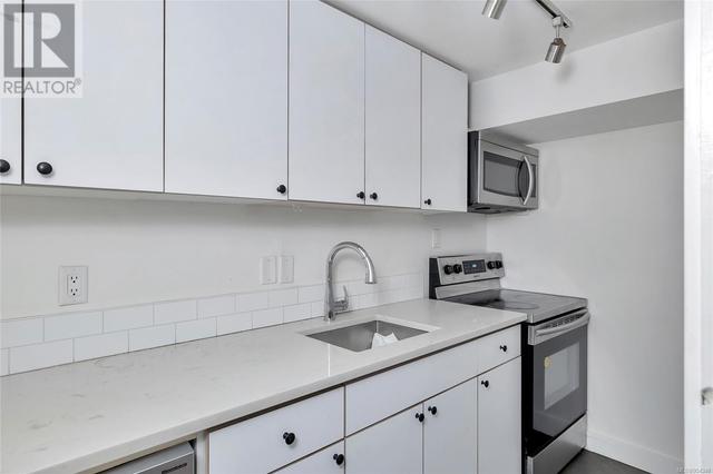 Basement suite kitchen | Image 28