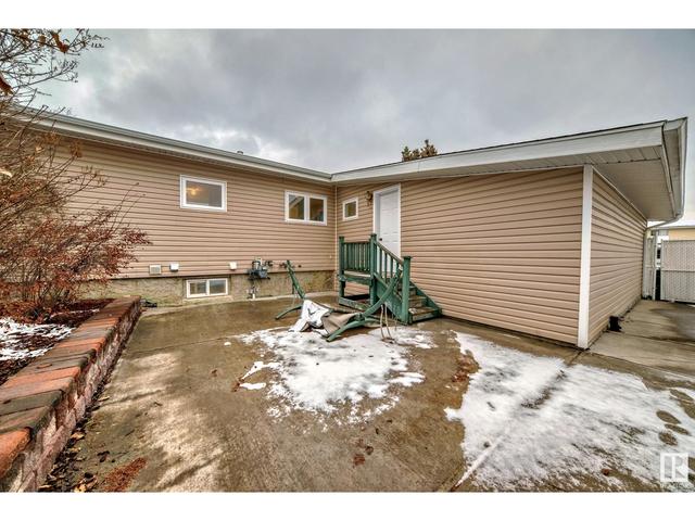 3710 135a Av Nw, House detached with 5 bedrooms, 2 bathrooms and null parking in Edmonton AB | Image 23