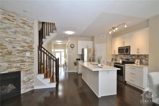 2443 Regatta Avenue, Townhouse with 3 bedrooms, 3 bathrooms and 2 parking in Ottawa ON | Image 5